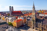 Das Bild zeigt die Altstadt von München. 